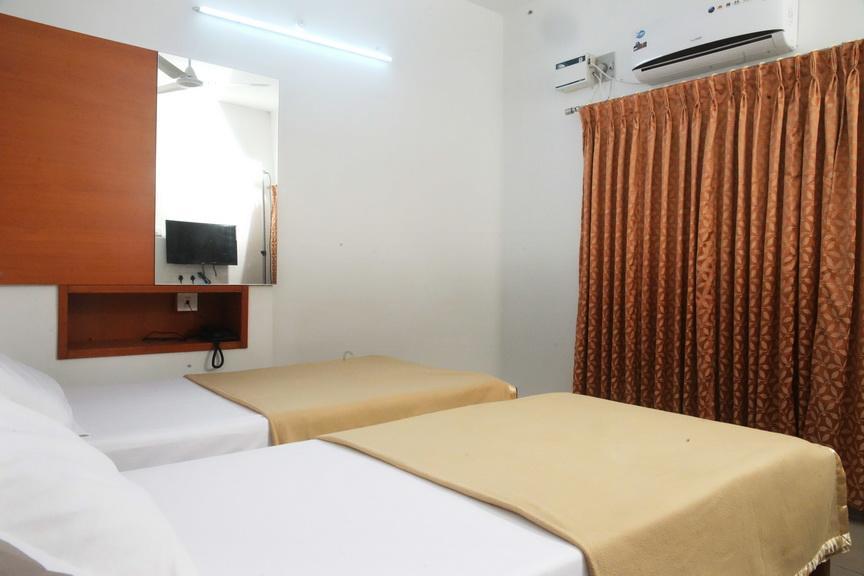 Surag Residency Hotel Tiruchirappalli Luaran gambar